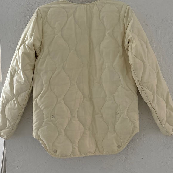 Burton Puffer Jacket - Picture 13 of 15